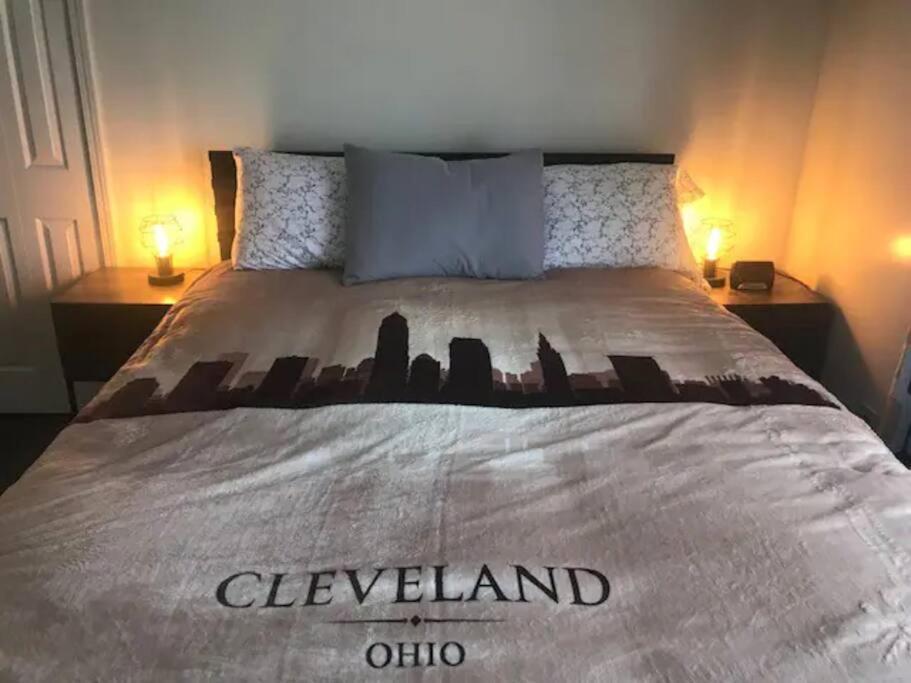 Uber Close To Ohio City, Clevelandアパートメント エクステリア 写真